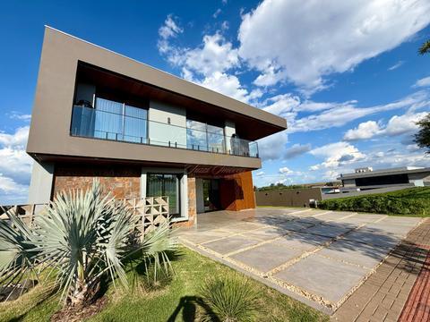 Sobrado à venda em Maringá, Jardins de Monet Residence, com 4 suítes, com 440 m²