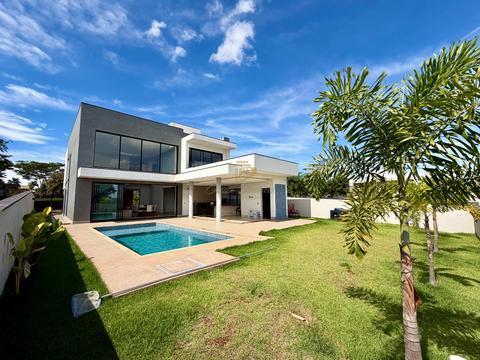 Sobrado à venda em Maringá, Jardins de Monet Residence, com 5 suítes, com 330 m²