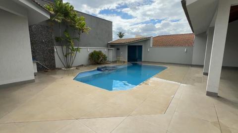 Sobrado à venda em São Pedro do Paraná, Centro, com 4 suítes, com 450 m²